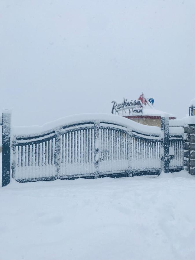 Hotel Radisson Kufri Shimla Zewnętrze zdjęcie